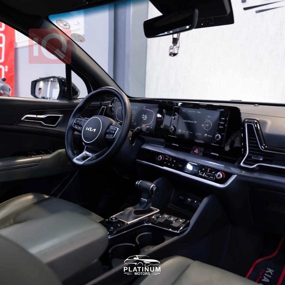 https://cdn.iqcars.io60378cbe-1e7a-41d8-ba56-99d13363e51b_6.jpg
